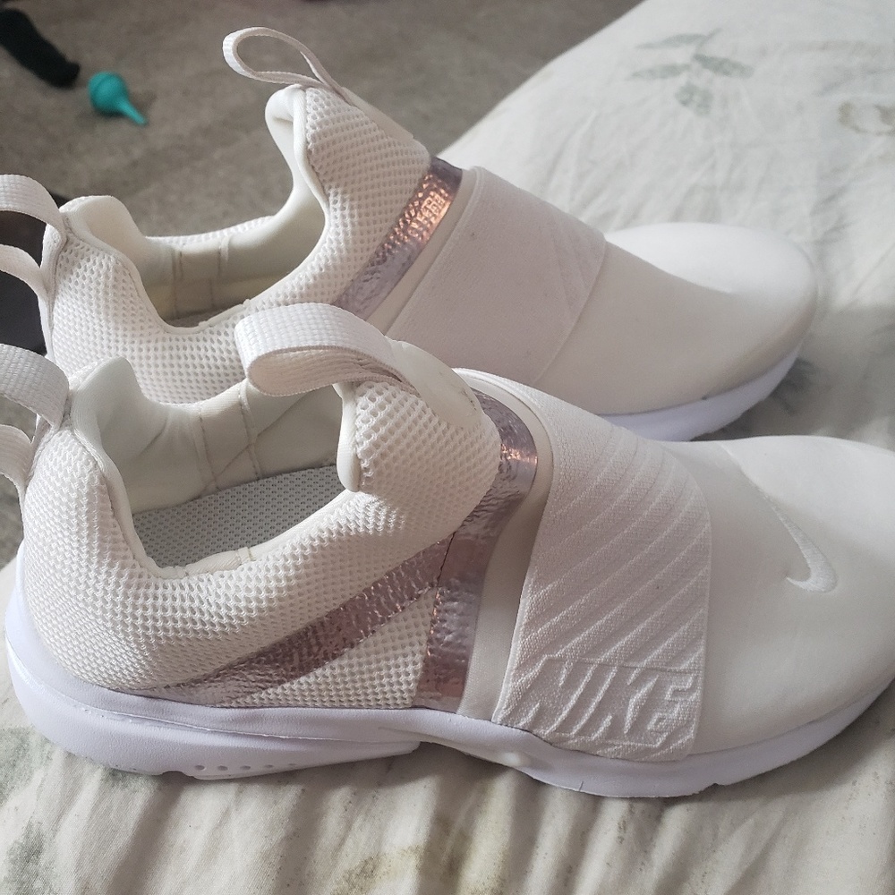 Nike prestos size 5